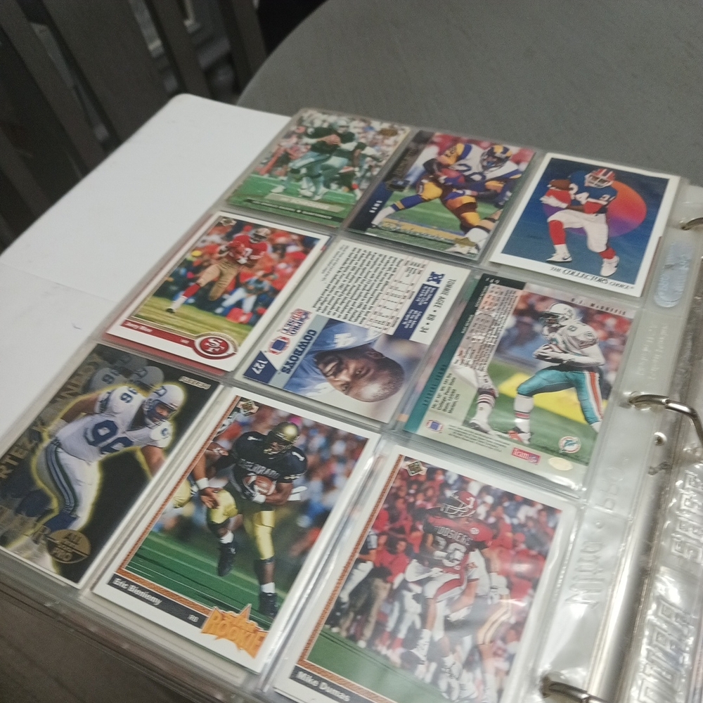 Baseball Card Collection Binder - Picture 16 of 16